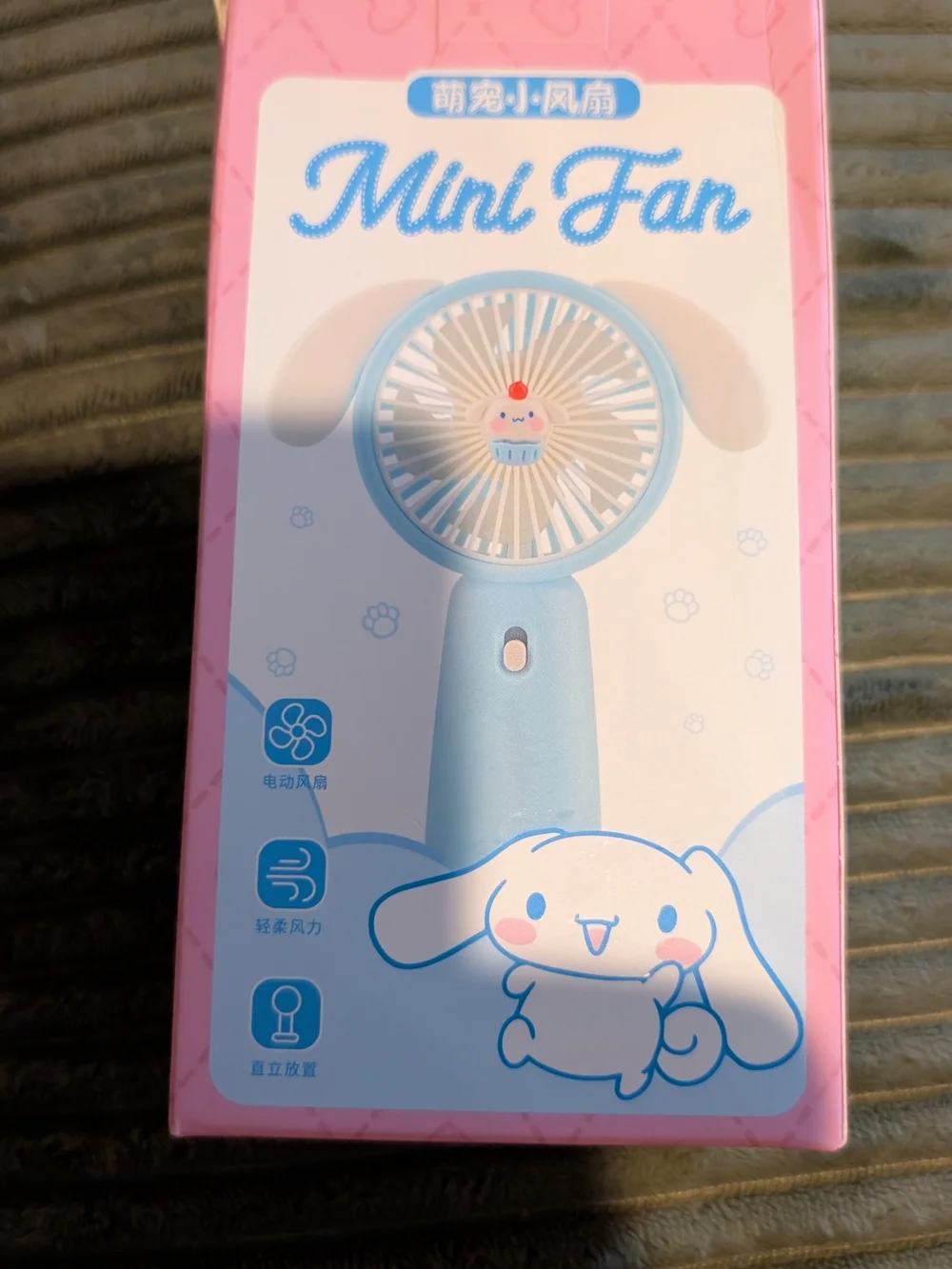 Cute Cinnamon Roll Mini Fan for Kids - Portable Handheld Cooling Fan